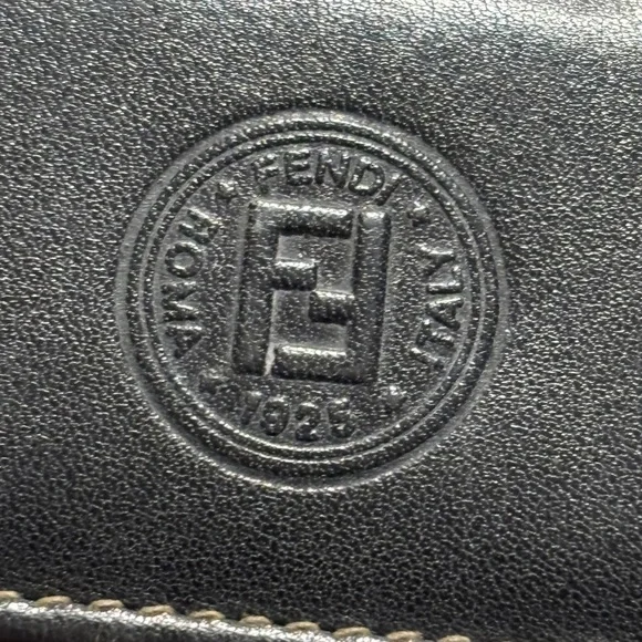 Fendi Leather Pequin mini Coin Purse Wallet. - Picture 2 of 8
